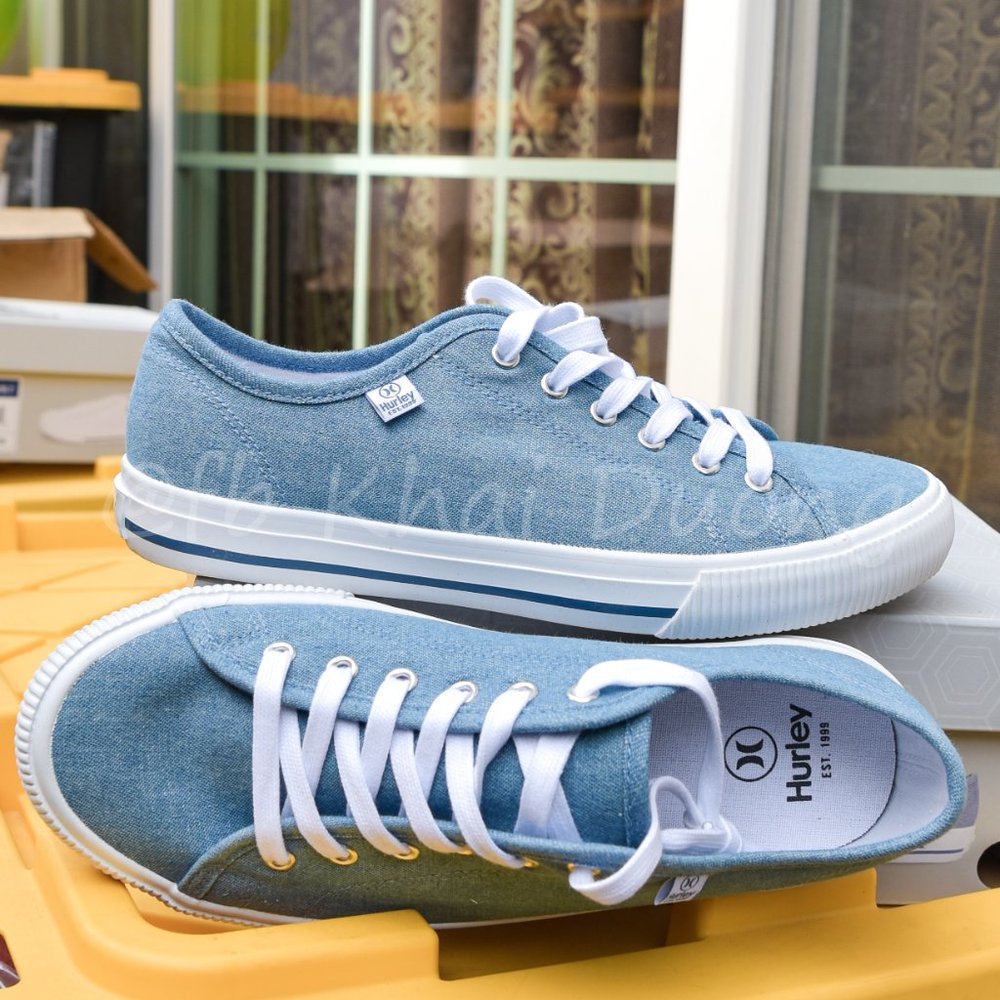 - Hurley‎ Ladies' Lace-Up Canvas Shoe Blue - Picture 3 of 6